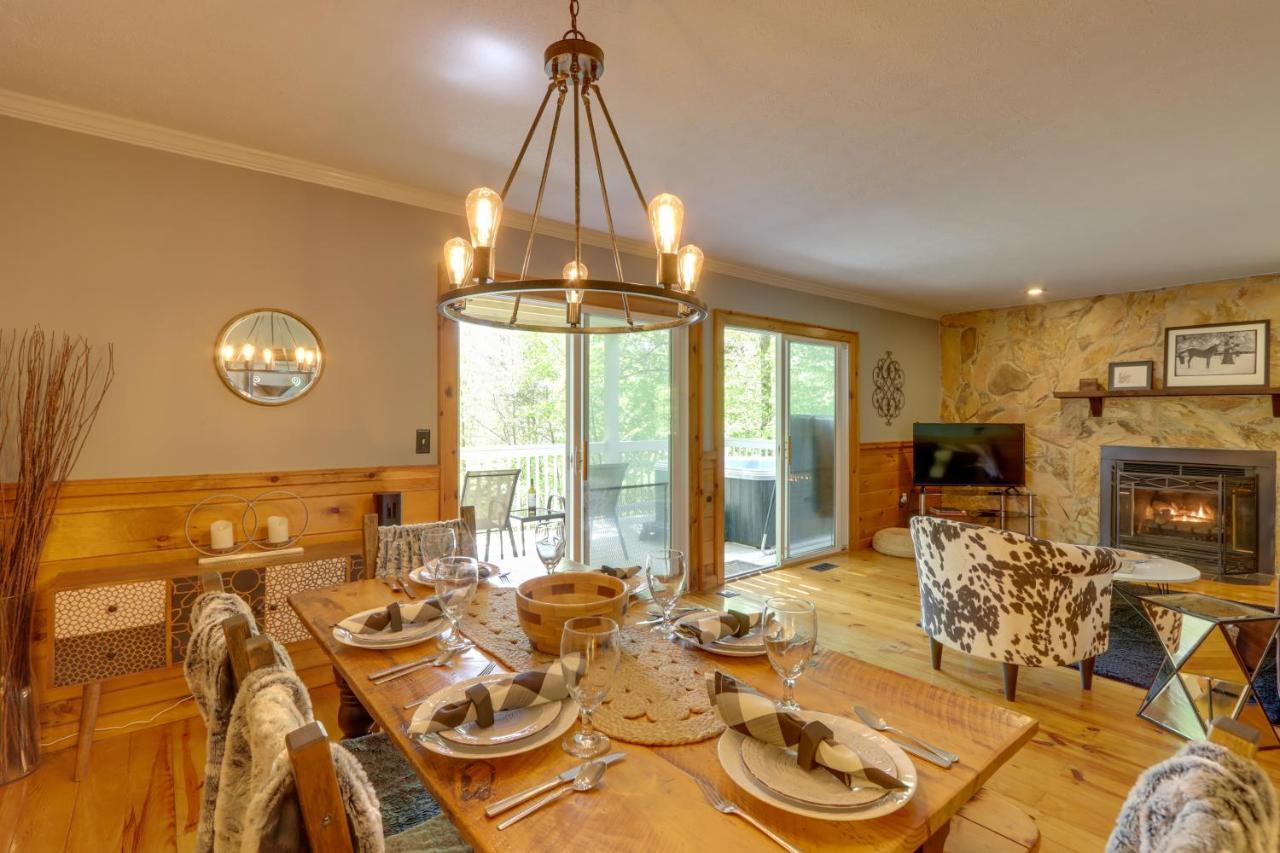 Blue Ridge Getaway With Hot Tub And Seasonal View! Villa Luaran gambar